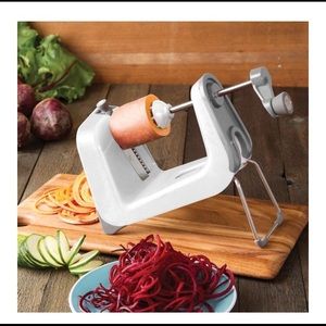 Brand new Professional Veggie Spiralizer